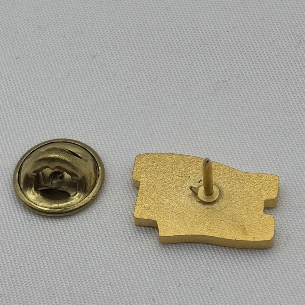 Stampin’ Up! Arts & Crafts Demonstrator Gold Tone Lapel Hat Pin